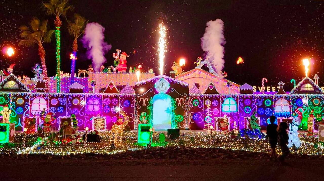Pratt Brothers' Christmas & Holiday Spectacular lights